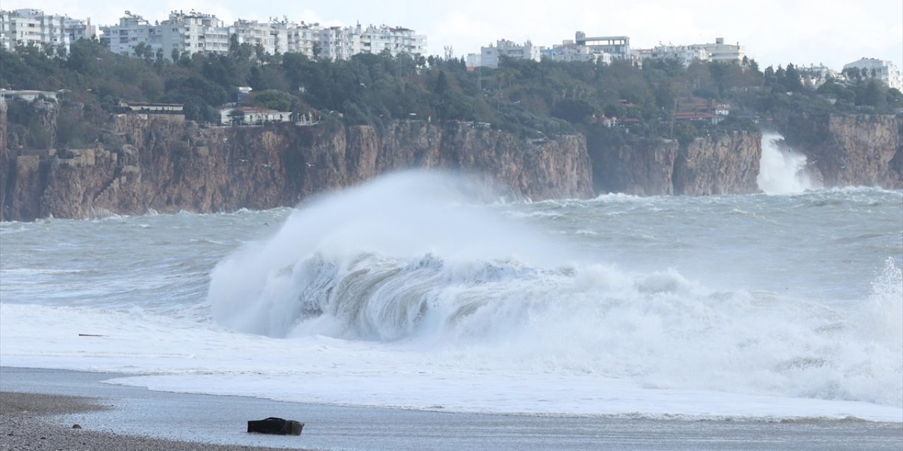 Meteorolojiden Denizlerde Fırtına Uyarısı