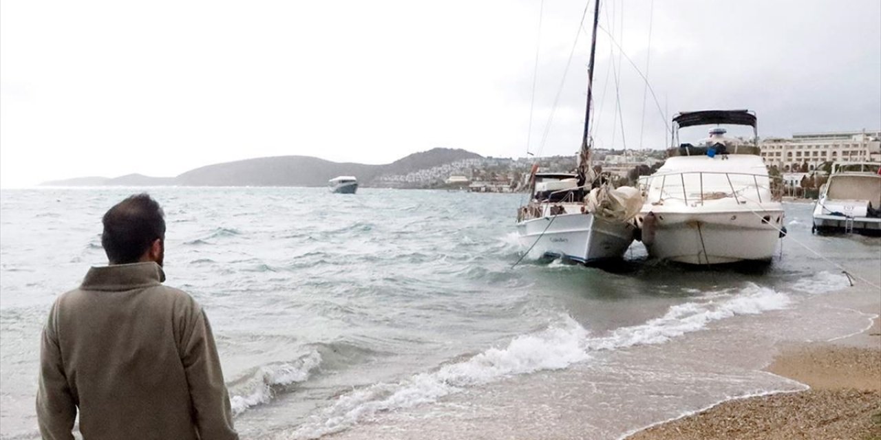 Muğla'da Fırtına Etkili Oluyor