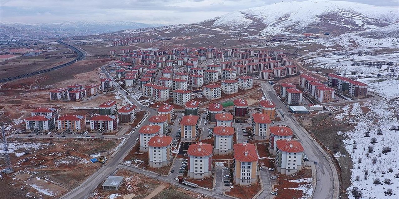 Elazığ'da 12 Bin 462 Konut Hak Sahiplerine Teslim Edildi
