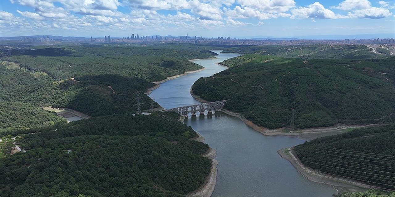 İstanbul'a Su Sağlayan Barajların Doluluk Oranı Yüzde 30 Seviyesinin Üzerine Yükseldi