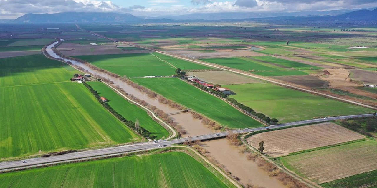 Büyük Menderes Nehri Yağmur Sularıyla Güçlendi