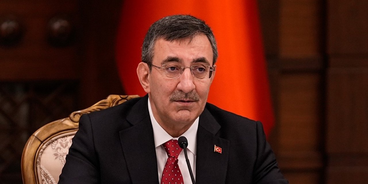 Cumhurbaşkanı Yardımcısı Yılmaz'dan Yeni Anayasa Çalışmalarına İlişkin Açıklama