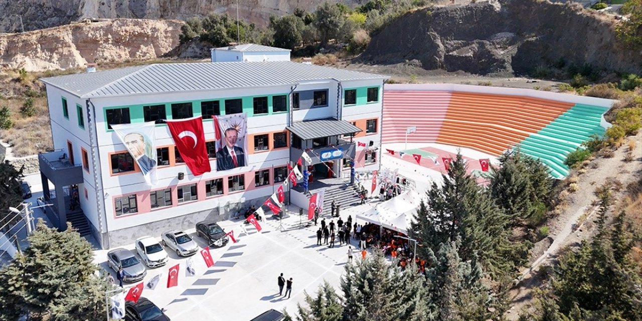 Depremlerden Etkilenen Hatay, Adana ve Osmaniye'ye 292 Yeni Eğitim Yuvası Kazandırıldı