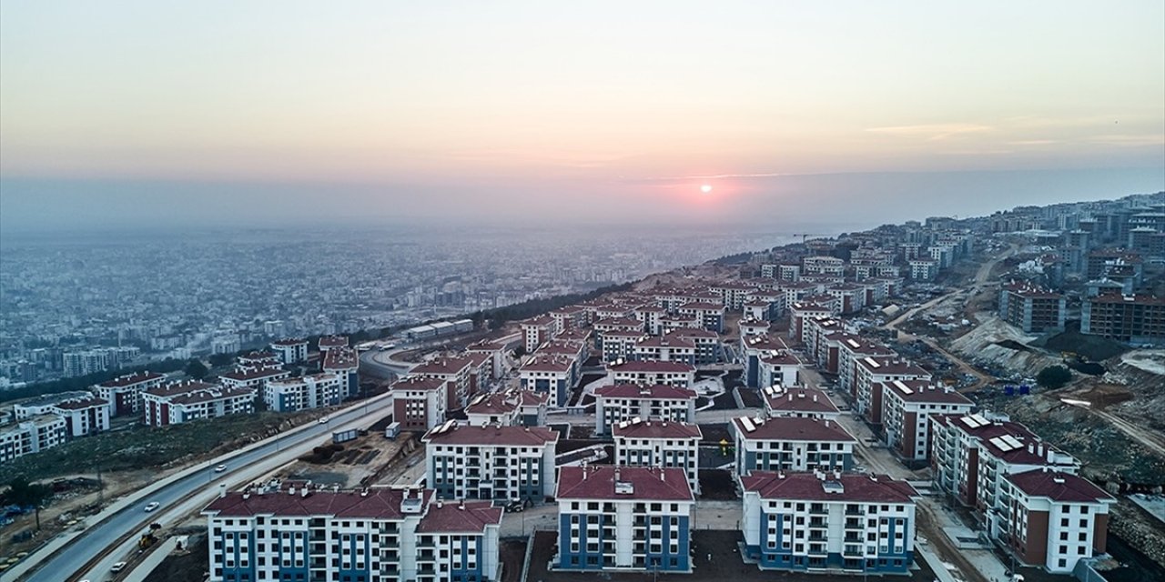 Deprem Bölgesine Yönelik Yatırımlar İçin 3 Yılda 3,6 Trilyon Lira Harcandı