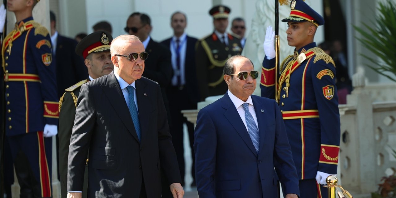 Cumhurbaşkanı Erdoğan Mısır'da