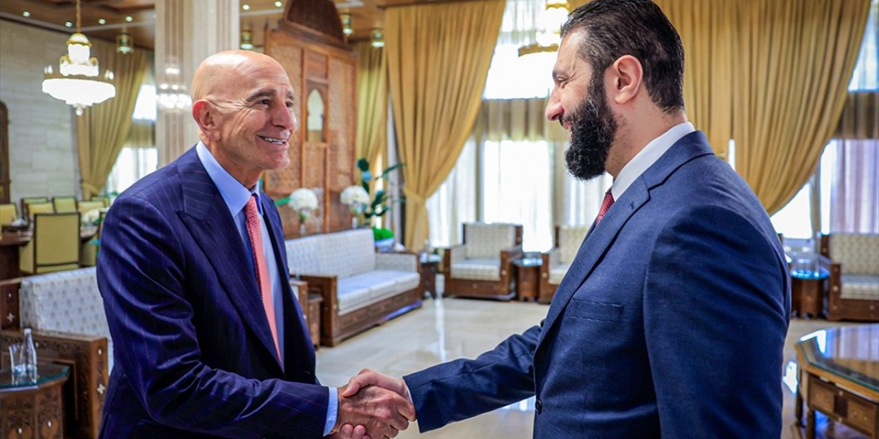 Suriye Cumhurbaşkanı Şara, ABD'nin Suriye Özel Temsilcisi Barrack'ı Kabul Etti
