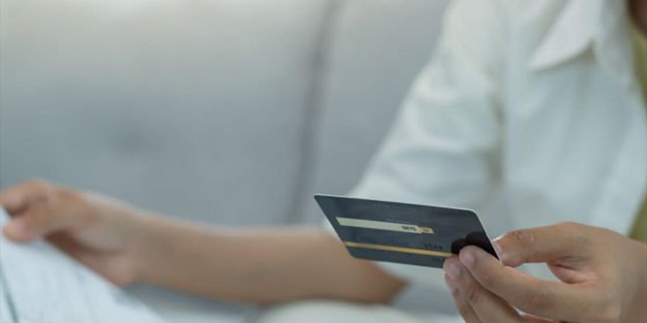 Siber Suç Örgütlerinin "Banka Hesabı Kullandırma" Yöntemi, Gençlerin Geleceğini Karartıyor