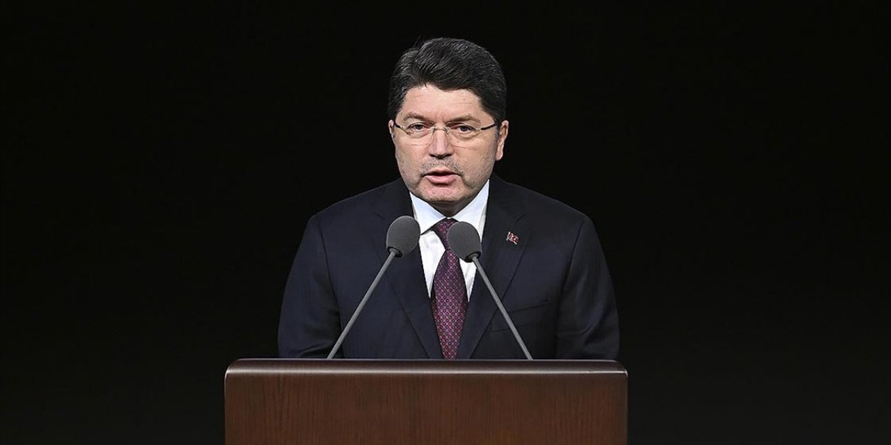 Adalet Bakanı Tunç'tan "Hukuk Eğitimine" İlişkin Açıklama