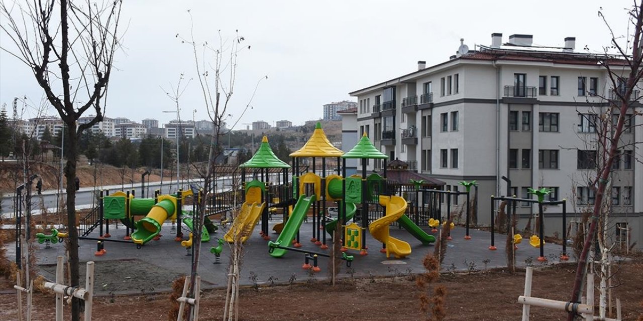 Malatya'da Yapılan Deprem Konutları Sosyal Donatı ve Çevreci Yapısıyla Dikkati Çekiyor