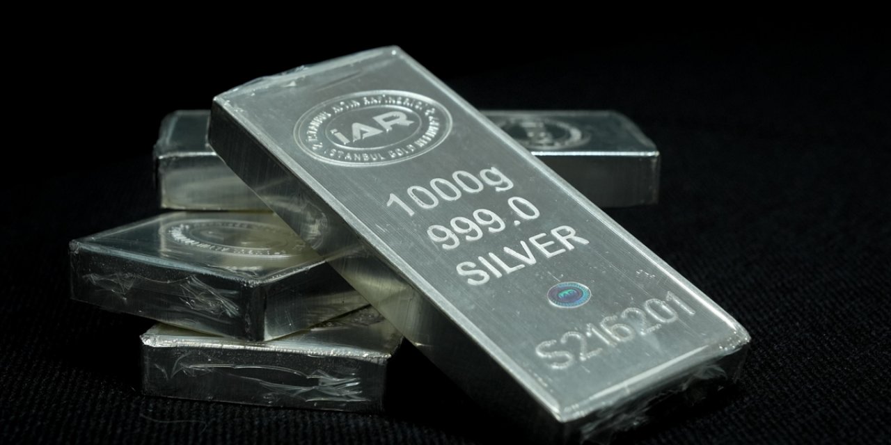 Gümüşün Onsu Tarihi Zirveyi Gördükten Sonra Yüzde 35 Civarında Geriledi