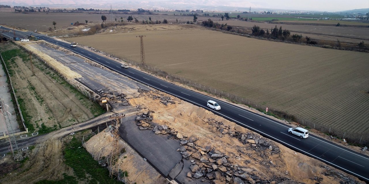 Deprem Bölgesinde Ulaştırma Yatırımları Hız Kesmeden Devam Ediyor