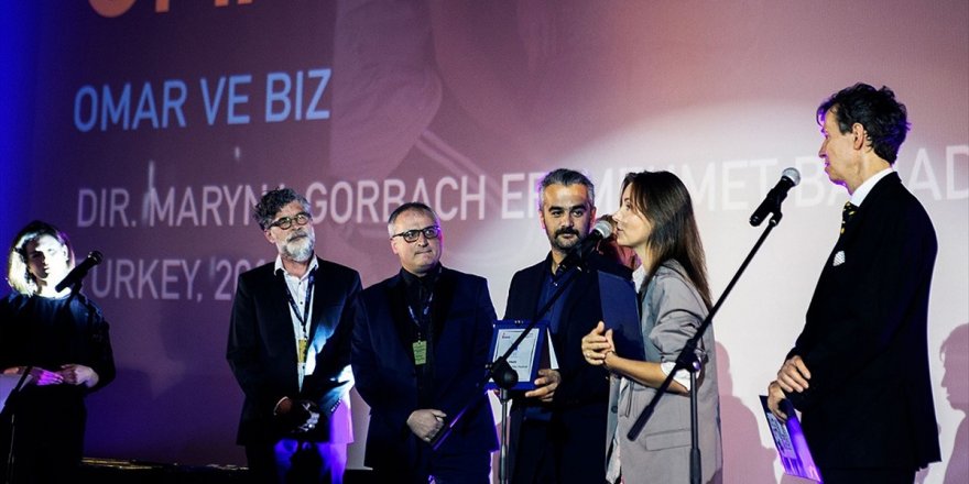 Omar ve Biz Varşova'dan En İyi Film Ödülüyle Döndü