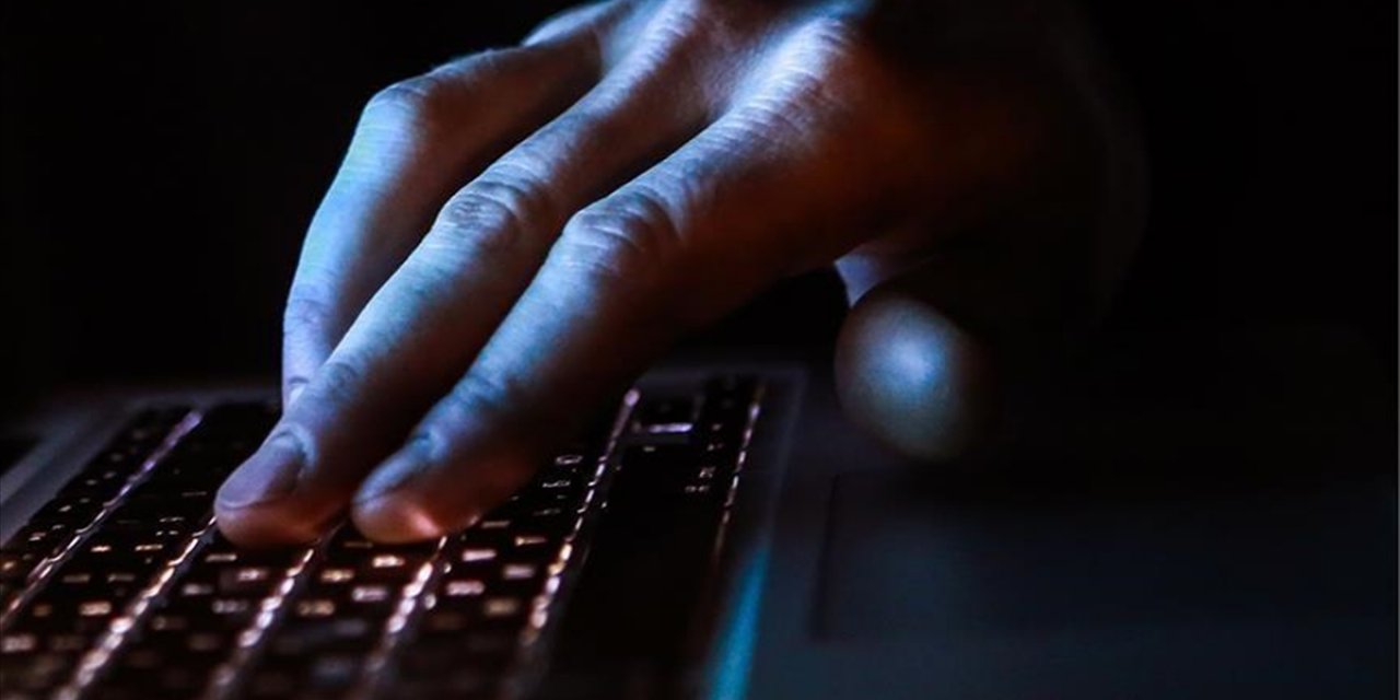 Eskişehir'in Mihalgazi Belediye Başkanı Güneş'e Sosyal Medyadan Hakaret Eden Kişi Gözaltına Alındı