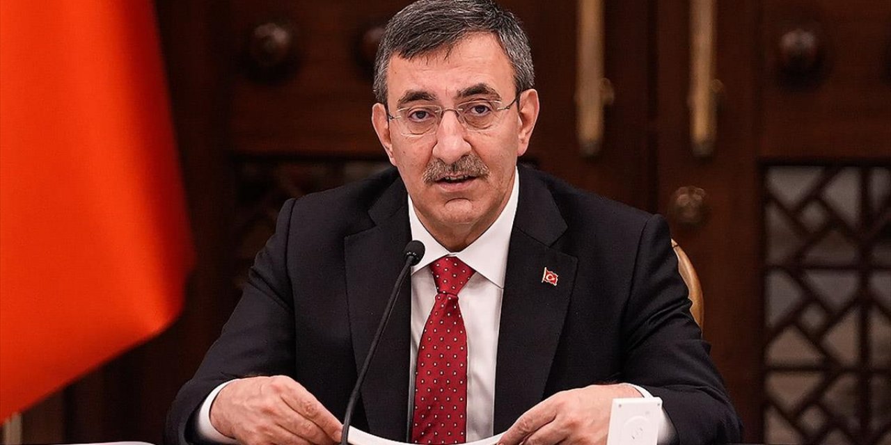 Cumhurbaşkanı Yardımcısı Yılmaz'dan "Özdemir Bayraktar Belgeseli" Paylaşımı