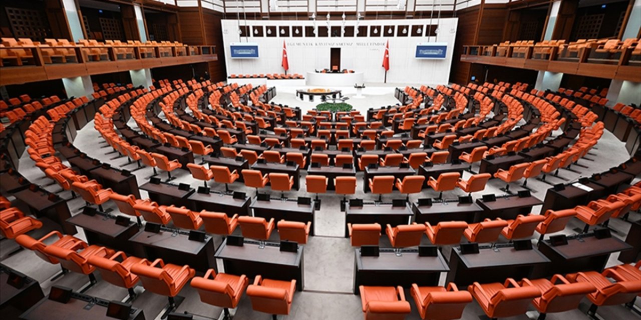 TBMM'de, Trafik Cezalarına Yönelik Düzenlemeleri de İçeren Kanun Teklifinin Görüşmelerine Devam Edilecek