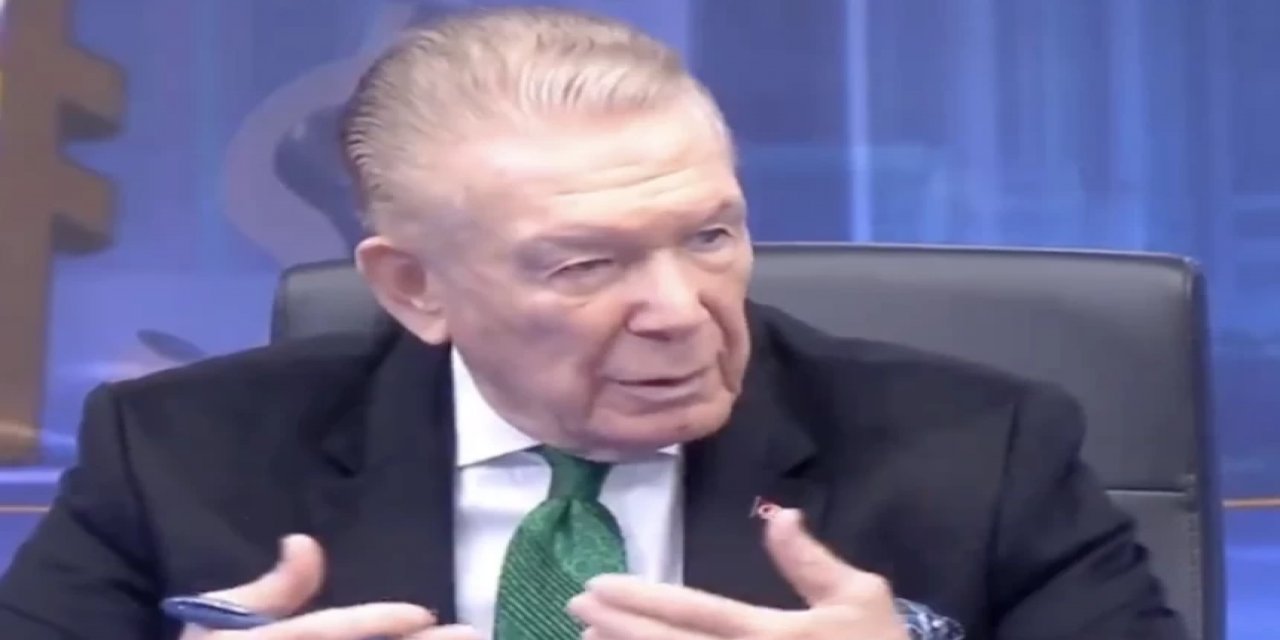 Özgür Özel'in Küfrünü Normalleştiren Uğur Dündar'dan Can Yücel Örneği: "G...te g...t Denir"