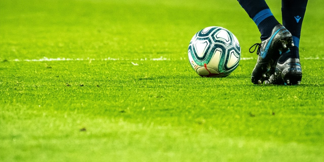 Süper Lig'in Dibinde Galibiyet Krizi, Zirvesinde Namağlup Seri