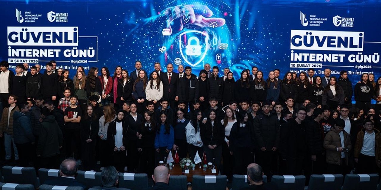"Güvenli İnternet Günü" Etkinliği BTK'de Gerçekleştirildi