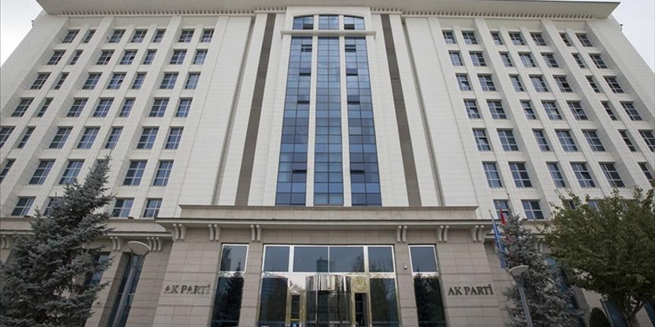 AK Parti, Ramazan Boyunca 81 İlde Vatandaşlarla İftar Sofralarında Buluşacak