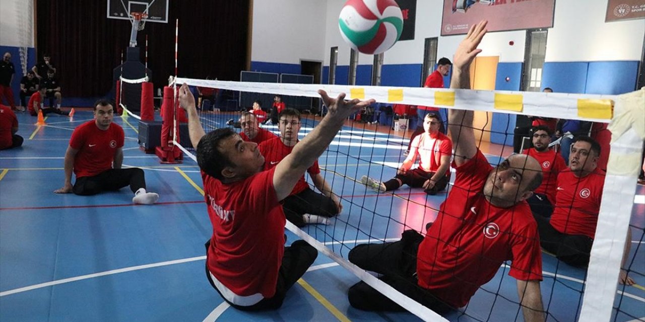 Oturarak Voleybol Erkek Milli Takımı, 2028 Olimpiyatları İçin Ter Döküyor