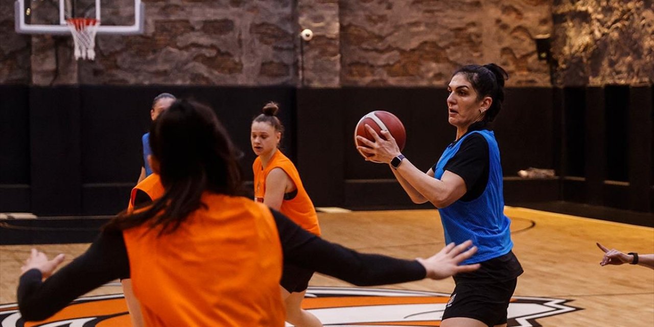 Çimsa ÇBK Mersin, FIBA Kadınlar Avrupa Kupası'nda Yarı Final Hesapları Yapıyor