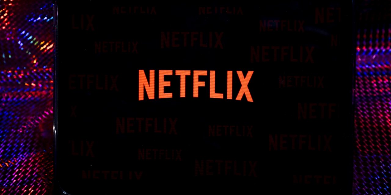 "Netflix Dizi Senaryosu Yazarlığı" Dersine Başvurular 15 Şubat'ta Başlayacak