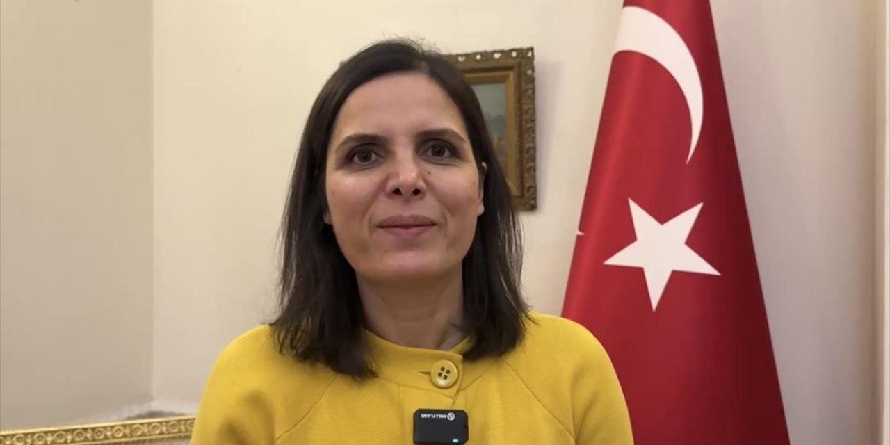 ABD'deki Kariyerini Bırakıp Ülkesinde Araştırmalarını Sürdüren Bilim Kadınının En Büyük Motivasyonu Gençler