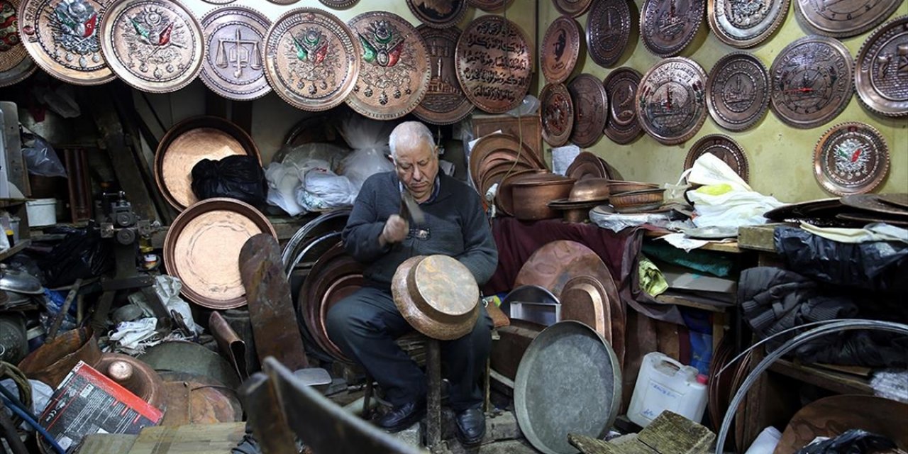 Şanlıurfa'da 60 Yıllık Usta Bakırcılığı Yaşatmak İçin Başkanlık Görevini Yeniden Üstlendi