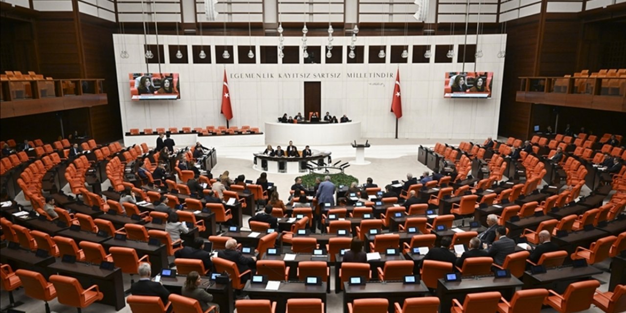 Trafik Cezalarının Artırılmasına Yönelik Düzenlemeleri İçeren Kanun Teklifi, TBMM Genel Kurulunda Kabul Edildi