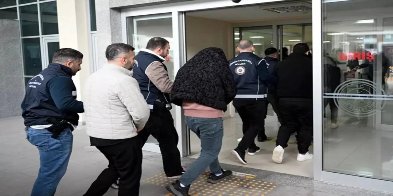 Diplomatın Cipiyle Casperlar'ın Elebaşını Yurt Dışına Kaçırdılar! Bomba İtiraf Sonrası 6 Gözaltı!
