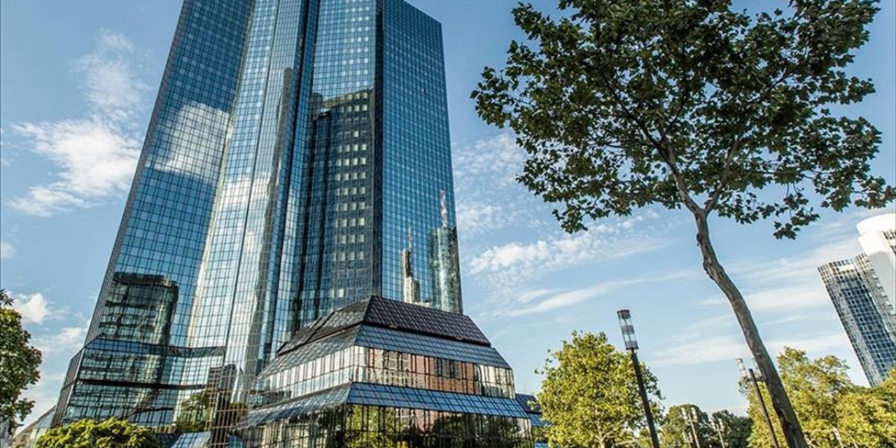 Deutsche Bank’ta "Ayrıcalıklı Denetim" İddiası