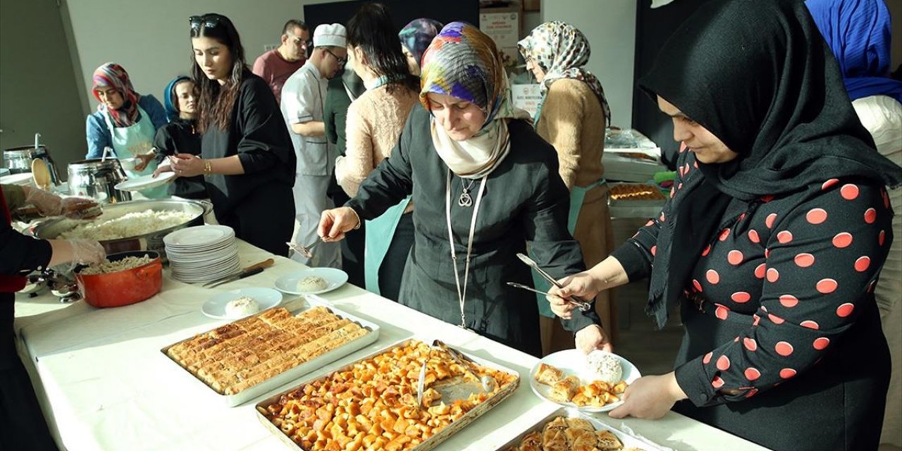 Kastamonulu Kadınlar, Özel Gereksinimli Bireyin Babasının Mevlidi İçin Güç Birliği Yaptı