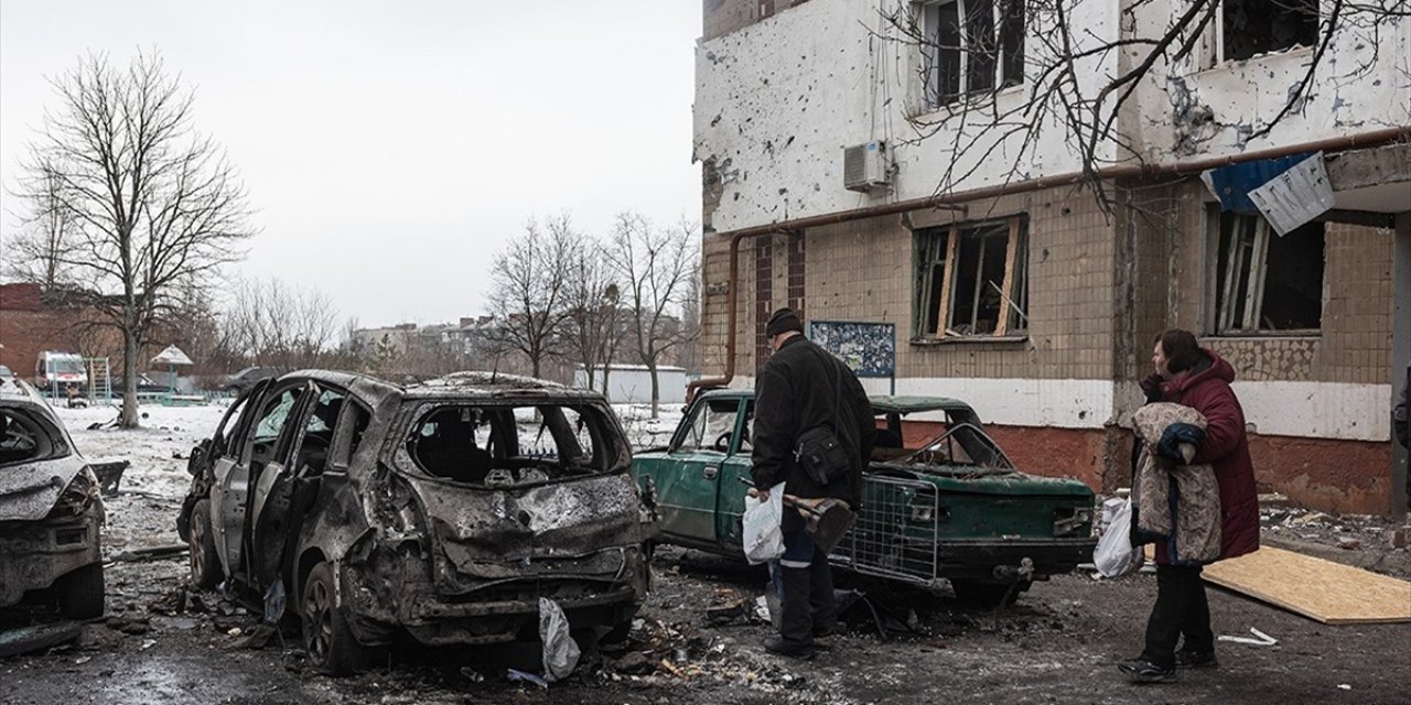 Ukrayna: Rusya Bir Haftada Yaklaşık 1300 İha, 1200'den Fazla Güdümlü Bomba Ve 50 Füze İle Saldırdı