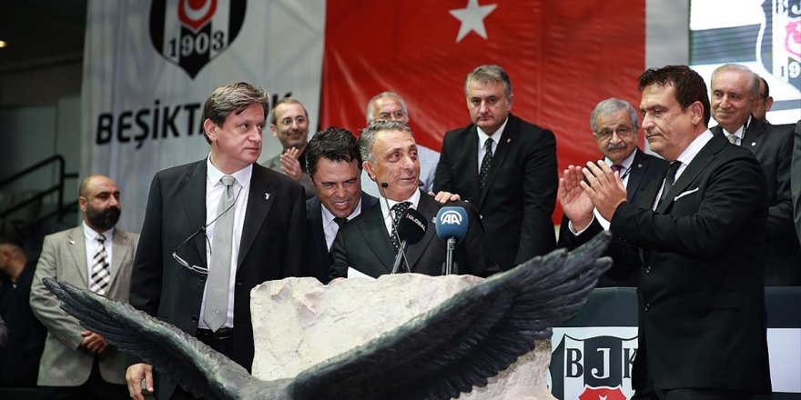 Ahmet Nur Çebi, 5 Bin 9 Üyenin Oyunu Alarak Beşiktaş'ın Başına Geçti