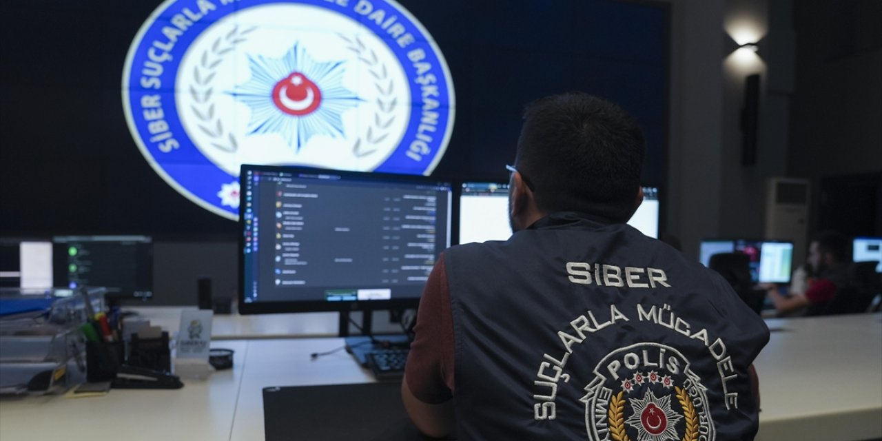 Emniyet, Siber Suçlarla Mücadele Kapsamında Son Bir Haftada 28 İlde 350 Şüpheliyi Yakaladı