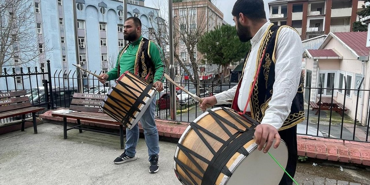 İstanbul Halkını Sahura Yaklaşık 3 Bin Davulcu Kaldıracak
