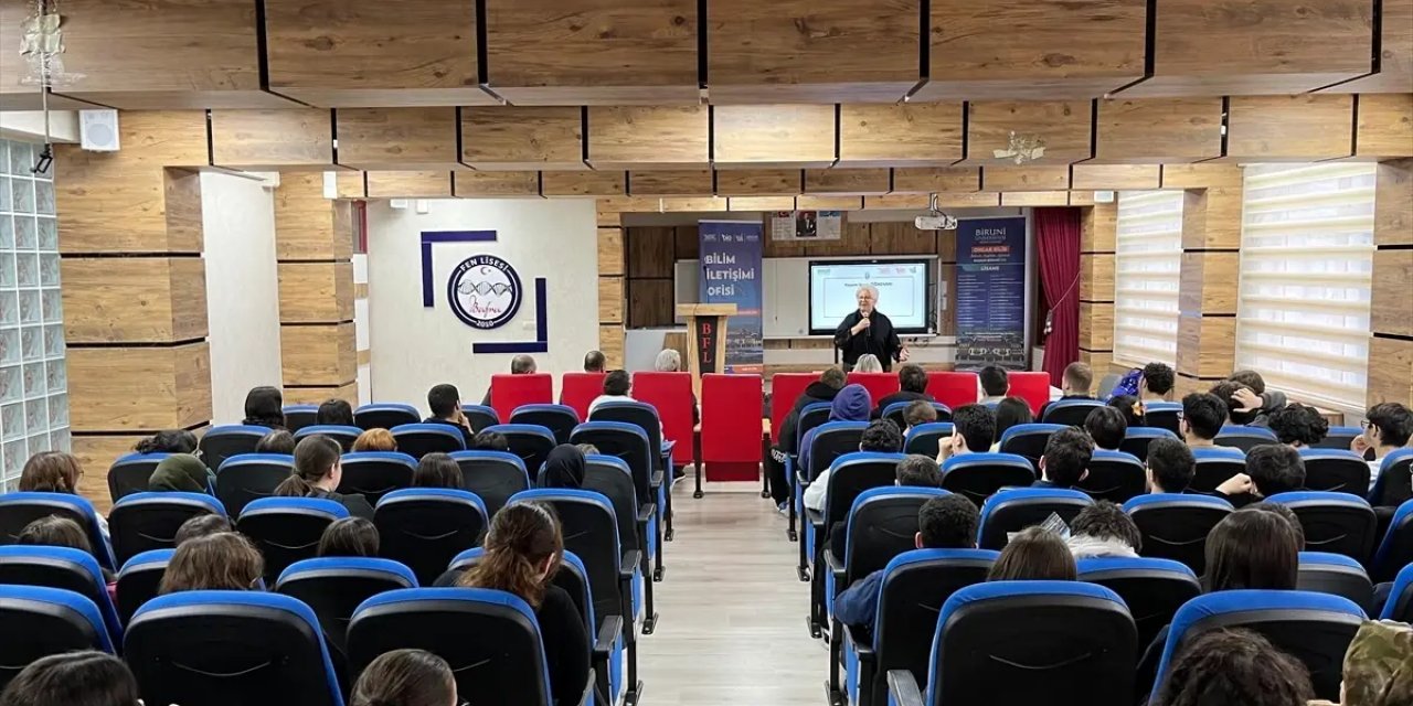 "Bilim Kafe" Etkinlikleri Karadeniz Bölgesi'ndeki Okullarda Gerçekleştirildi