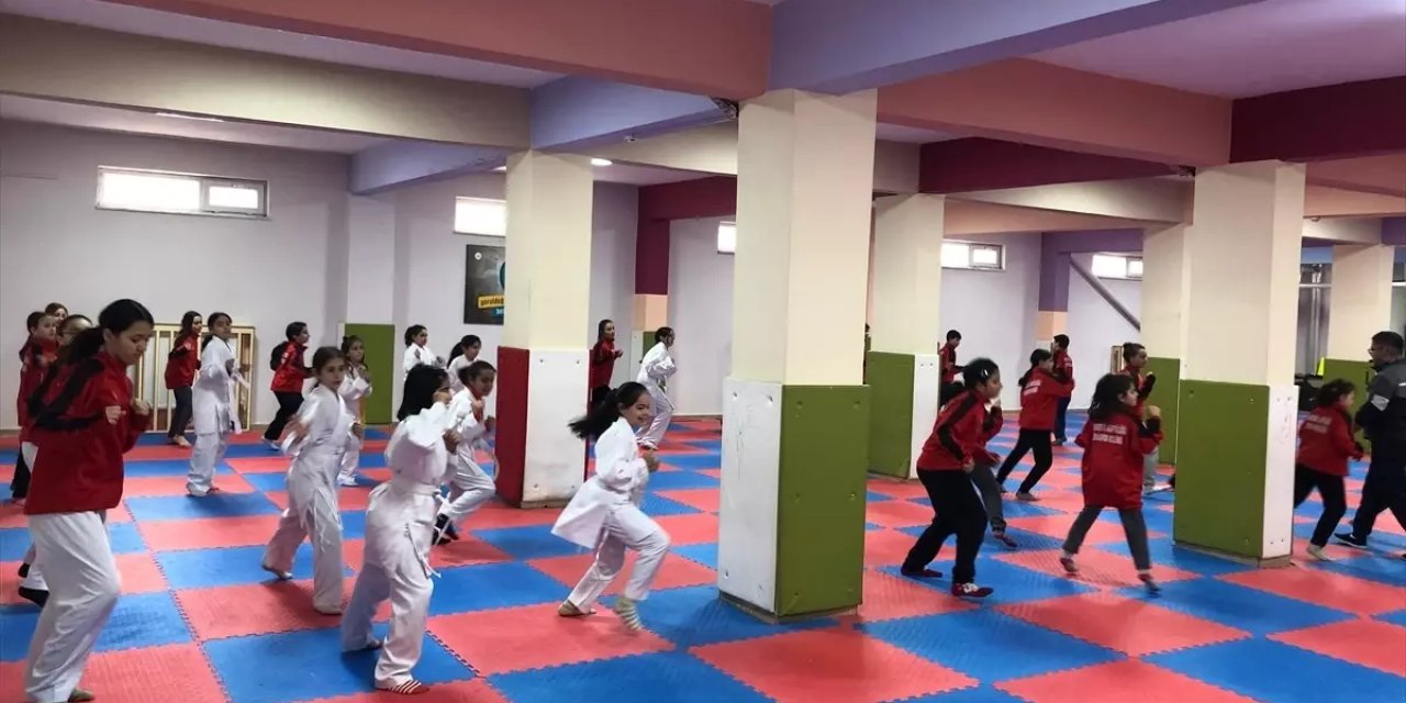 16 Bin Sporcuya Ulaşılan Erva Projesi İle Gençler Suçtan Uzak Tutuluyor