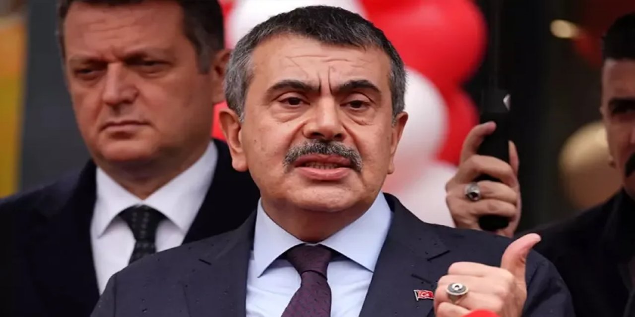 Bakan Tekin'den Muhalefete Sert Sözler: Önce Okuma Yazma Öğrensinler
