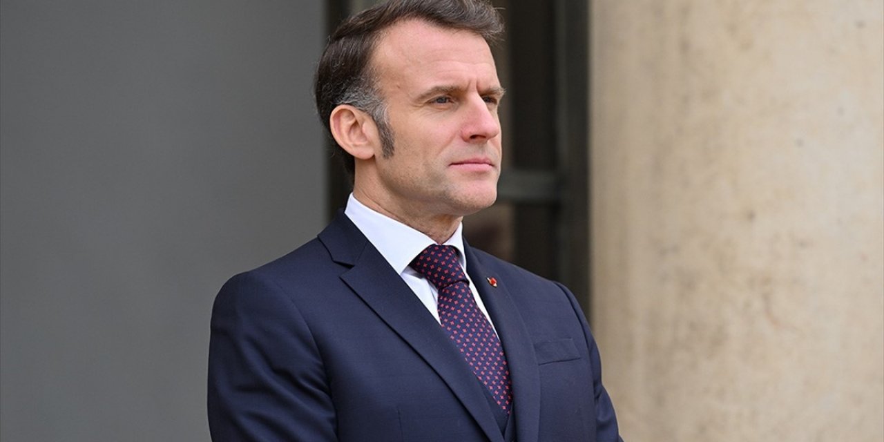 Macron'dan Sosyal Medyaya Yön Veren Algoritmalarda "Tam Şeffaflık" Çağrısı