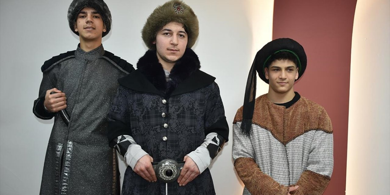 Geleceğin Esnafı Tiyatro Oyunuyla Ahiliği Anlatıyor