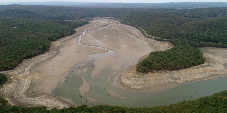 İstanbul'a Su Sağlayan Barajlarda Kuruma Tehlikesi