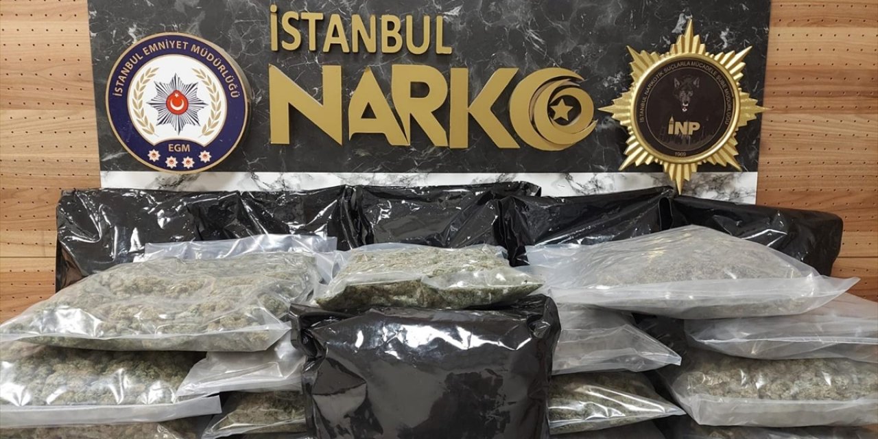 İstanbul'da 22 Kilo 450 Gram Uyuşturucu Ele Geçirilen Operasyonda 1 Zanlı Yakalandı