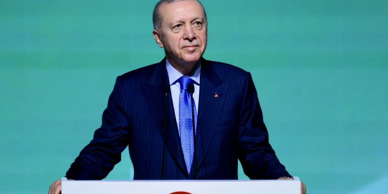 Cumhurbaşkanı Recep Tayyip Erdoğan, AKM'de Düzenlenen Cemre Vakfı Tanıtım Programı'nda Konuştu.