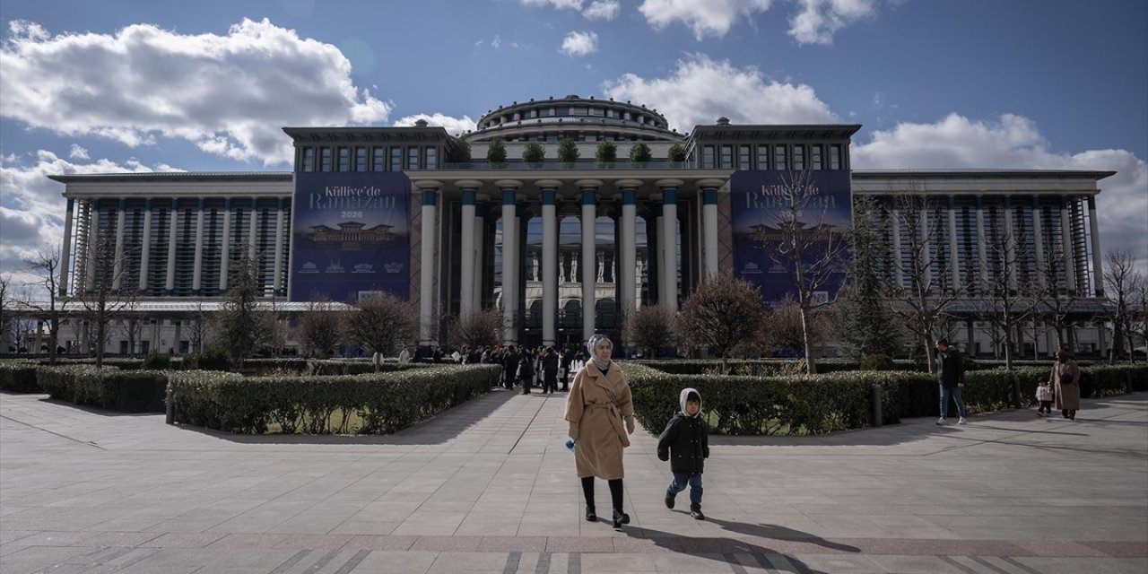 Külliyede Ramazan" Etkinlikleri İkinci Gününde Yoğun Katılımla Devam Etti