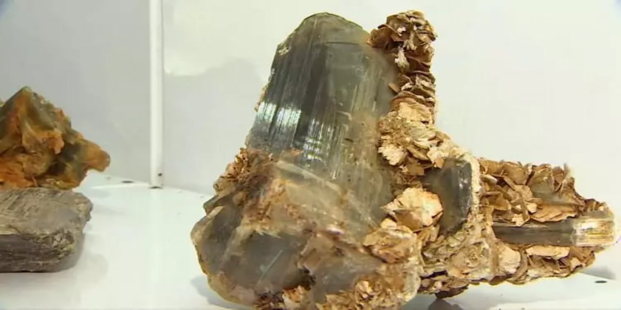 Sadece Türkiye'de Çıkıyor: Elmastan 10 Bin Kat Daha Nadir Hazine