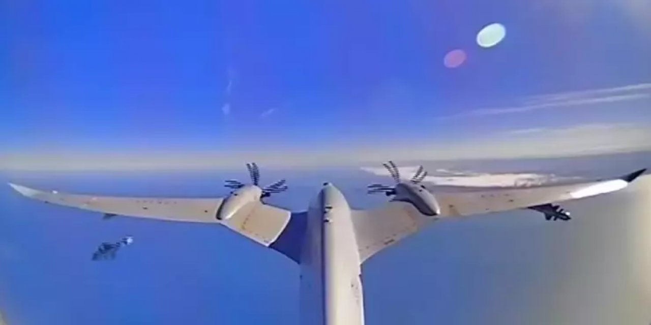 Bayraktar AKINCI’dan Bir İlk: EREN İle Hedefe Tam İsabet!