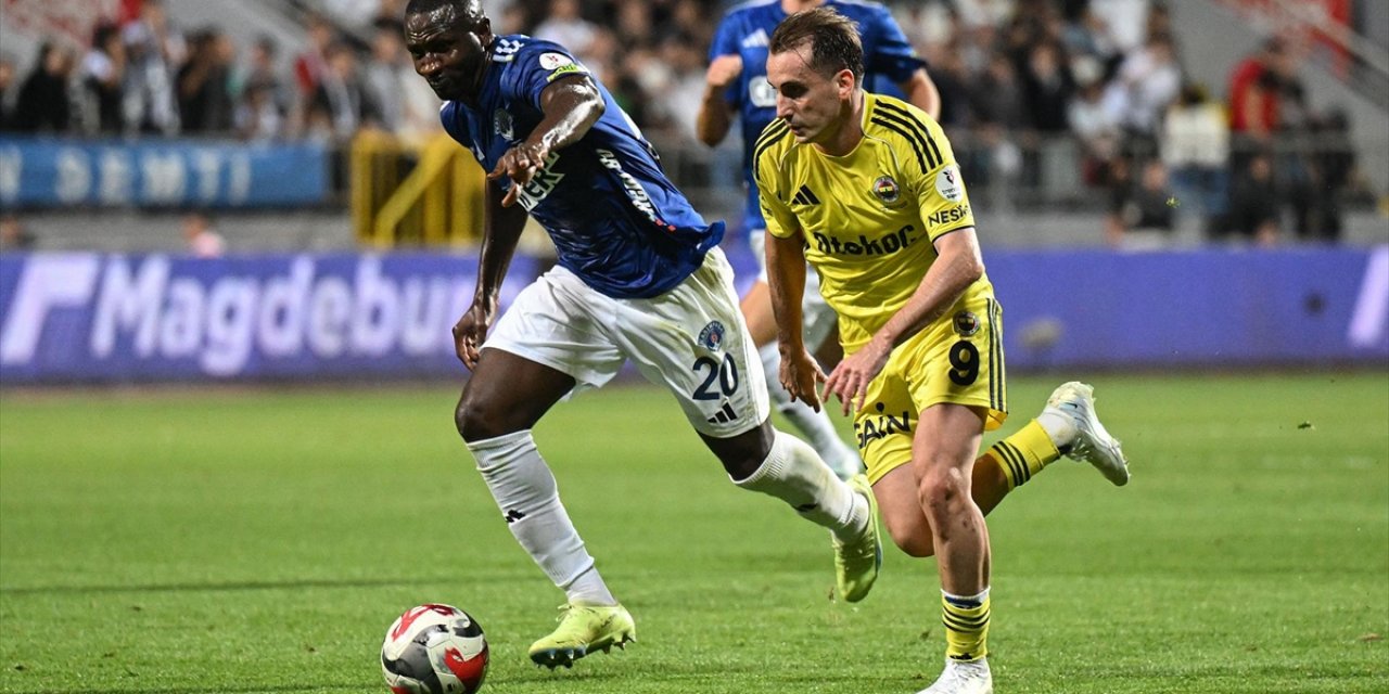 Fenerbahçe, Süper Lig'de Yarın Kasımpaşa'yı Konuk Edecek