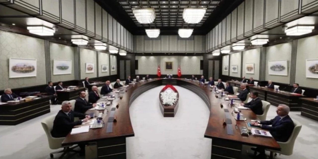 Gözler Beştepe'de! Kabine'de Gündem Yoğun: Emekliye İkramiye, ABD İran Olayları, Gazze'de Son Durum...