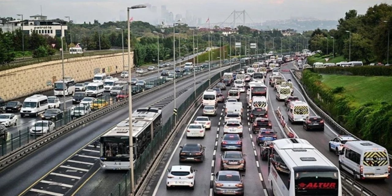 İstanbul'da Haftanın İlk Gününde Trafik Yoğunluğu